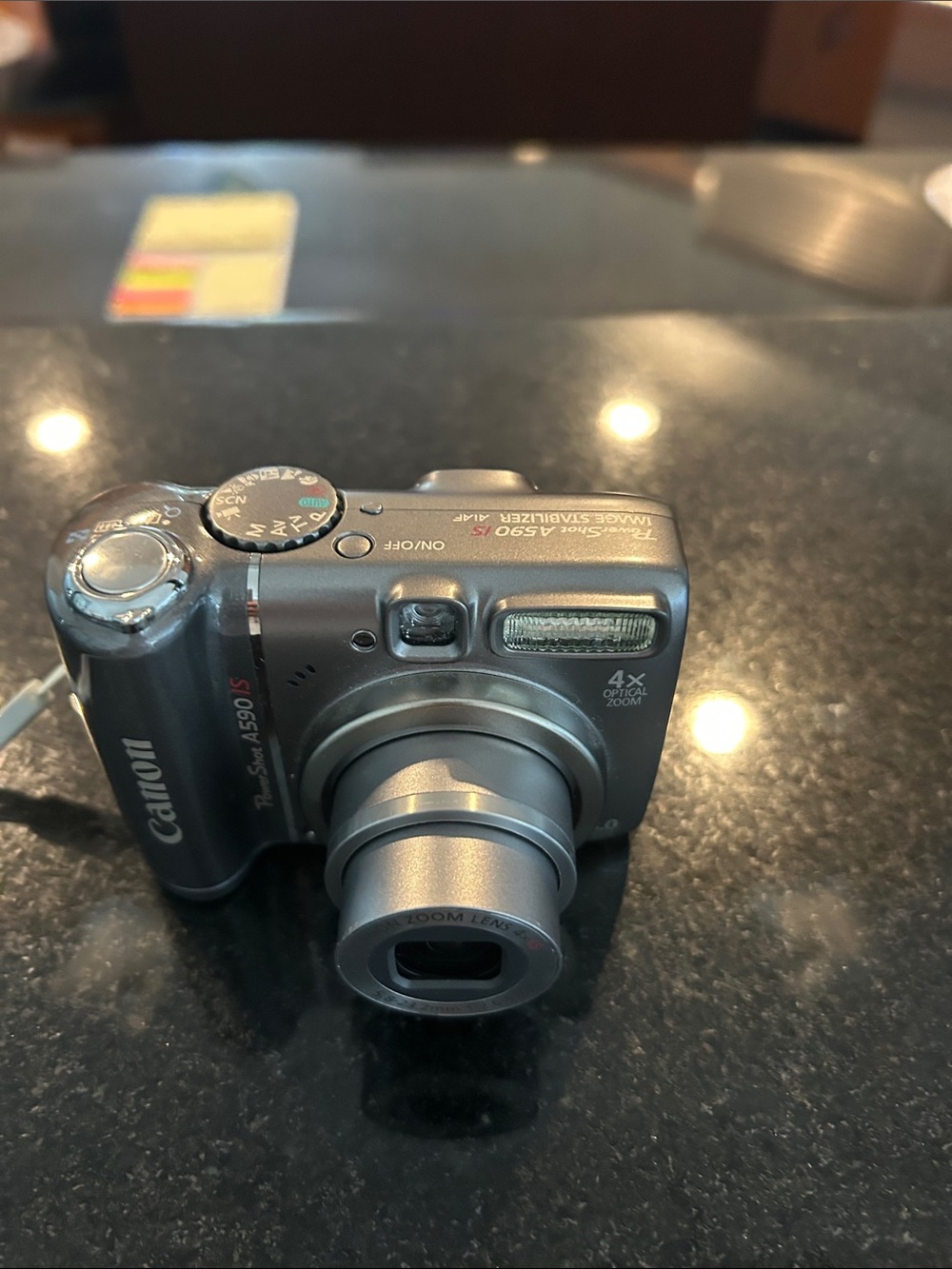 Canon 8.0MP Compact Digital Camera in Metallic Silver-Gray - Picture 11 of 17